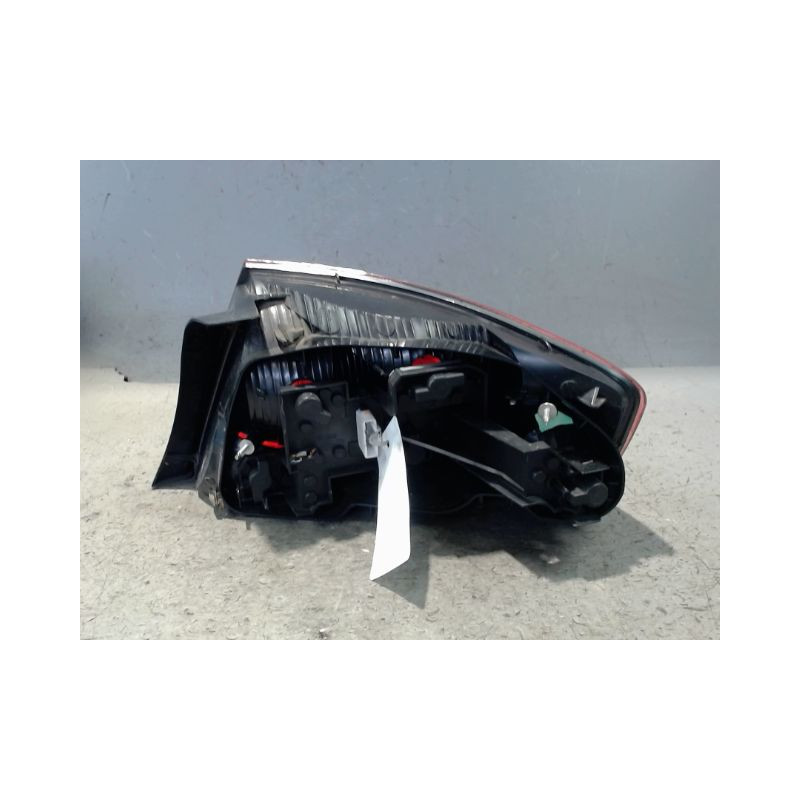 FEU ARRIERE GAUCHE  PEUGEOT 407