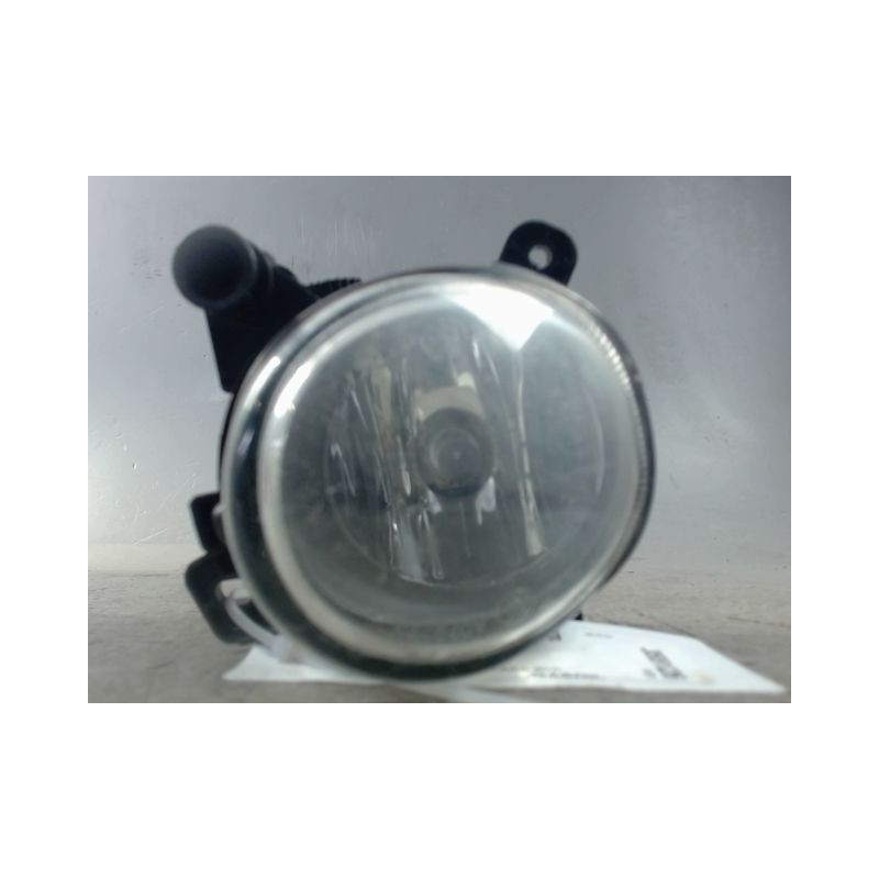 PHARE ANTIBROUILLARD AVANT DROIT AUDI A1