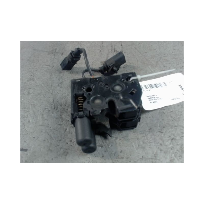 SERRURE CAPOT AUDI A1