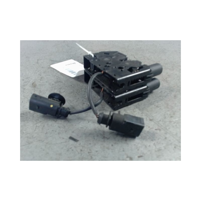 SERRURE CAPOT AUDI A1