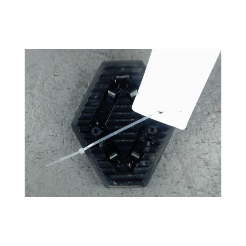SIGLE CALANDRE RENAULT GRAND SCENIC II 2006-