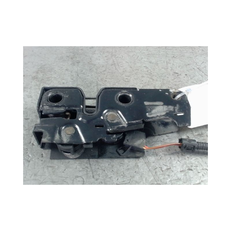SERRURE CAPOT VOLKSWAGEN GOLF V 2003-2009