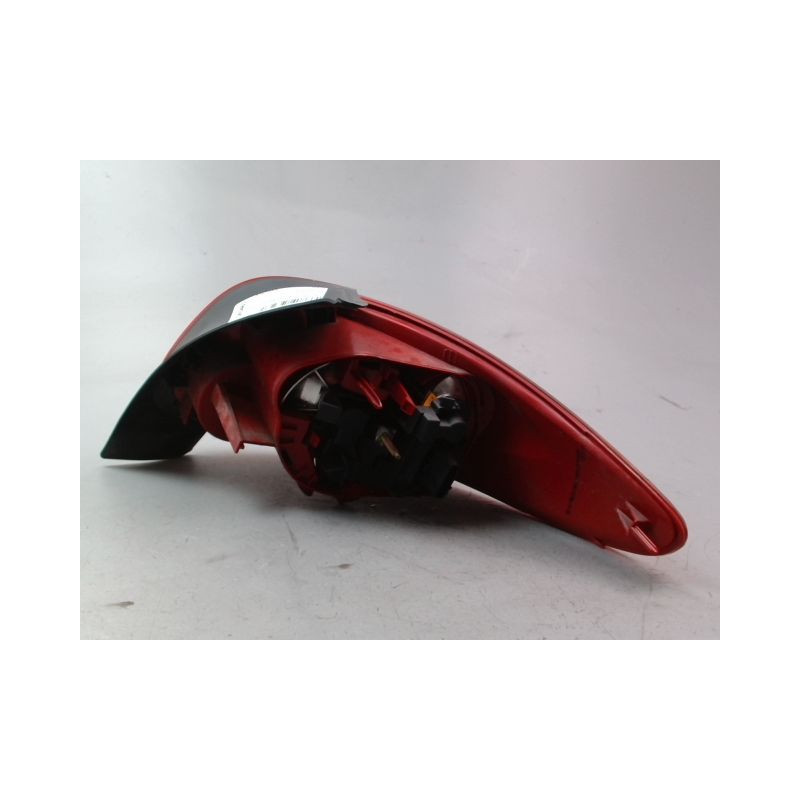 FEU ARRIERE GAUCHE  PEUGEOT 206 1998-2009