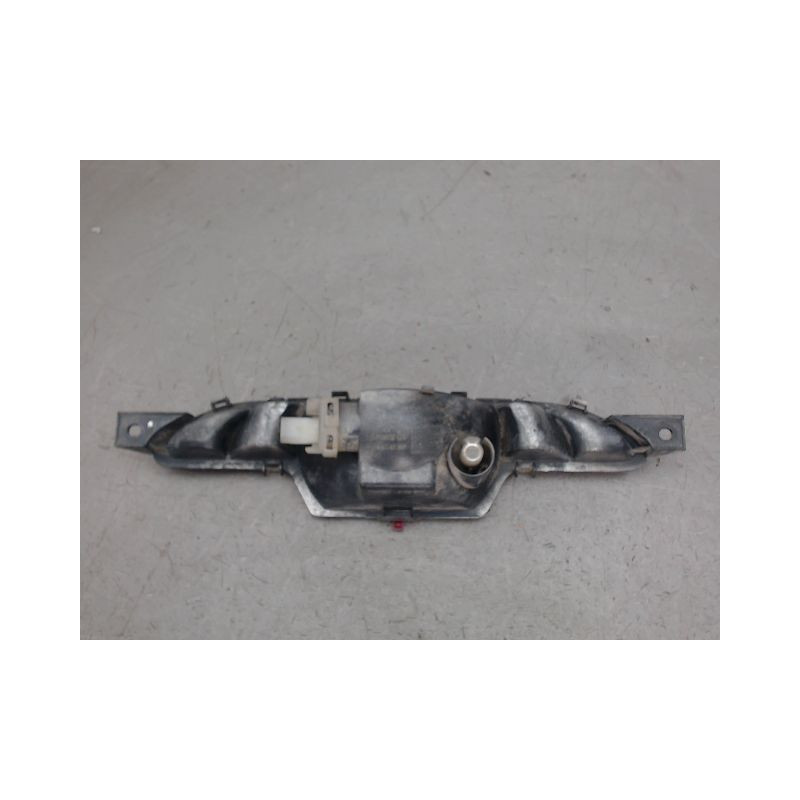 FEU BROUILLARD CENTRAL ARRIERE PEUGEOT 208