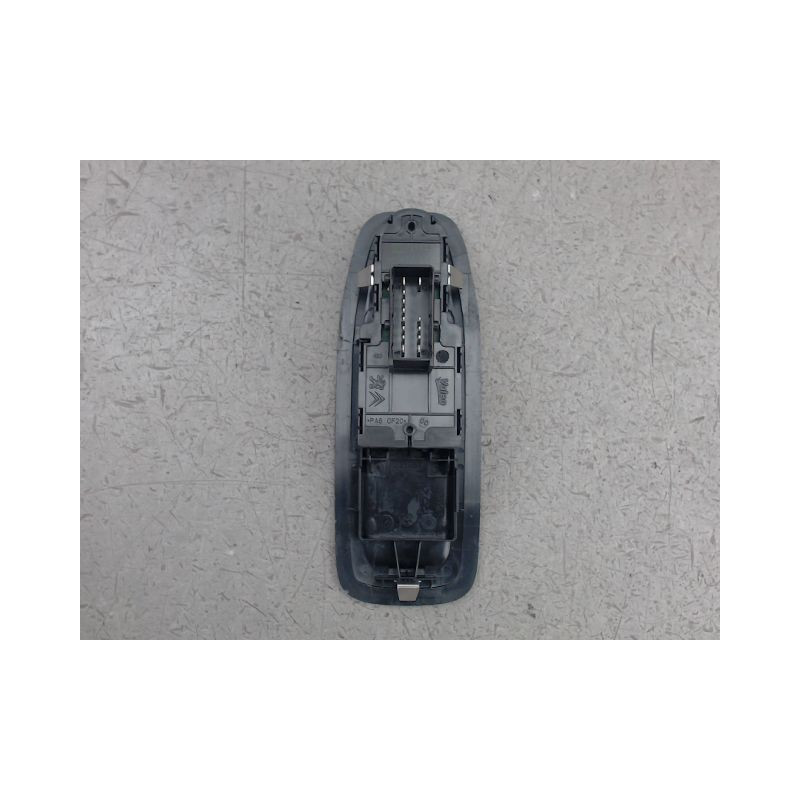 COMMANDE LEVE-GLACE PORTE AVG PEUGEOT 208