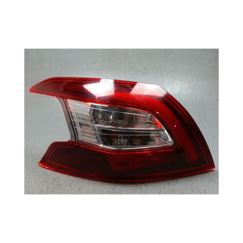 FEU ARRIERE DROIT PEUGEOT 308