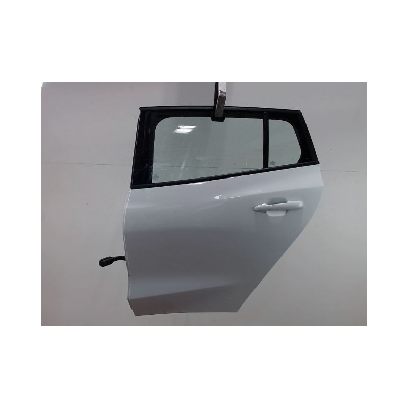 PORTE ARRIERE GAUCHE FORD FOCUS