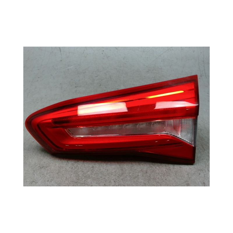 FEU ARRIERE INTERIEUR DROIT FORD FOCUS