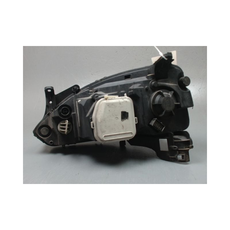 PHARE DROIT OPEL CORSA 03-06