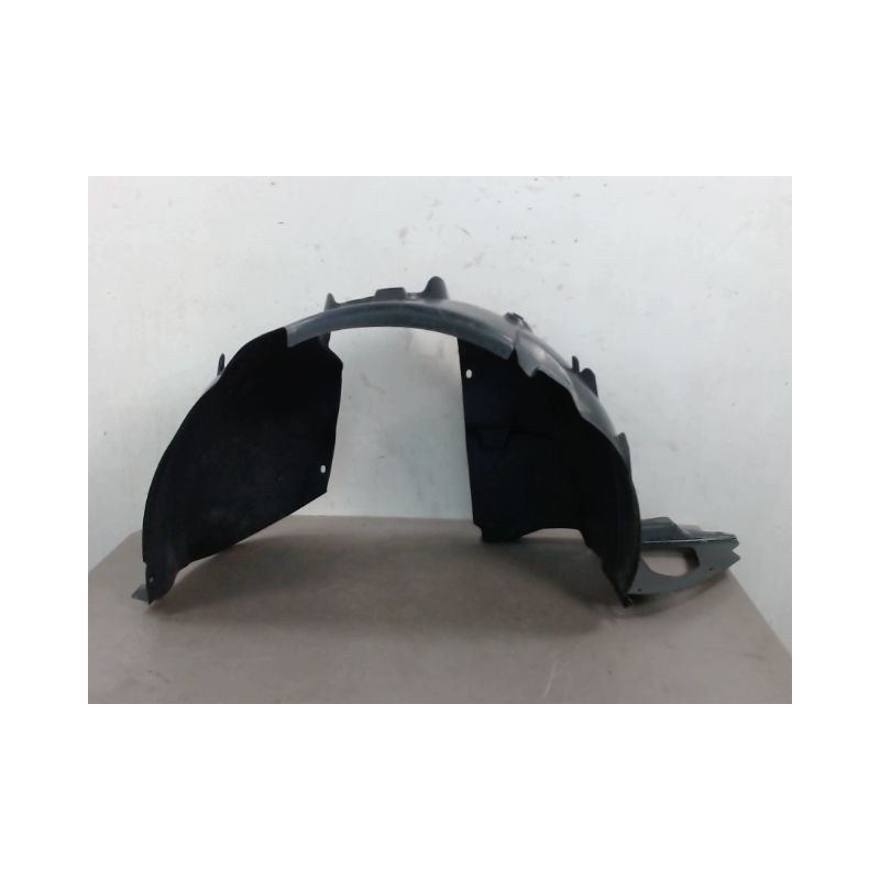 PARE-BOUE AVANT DROIT PEUGEOT 208