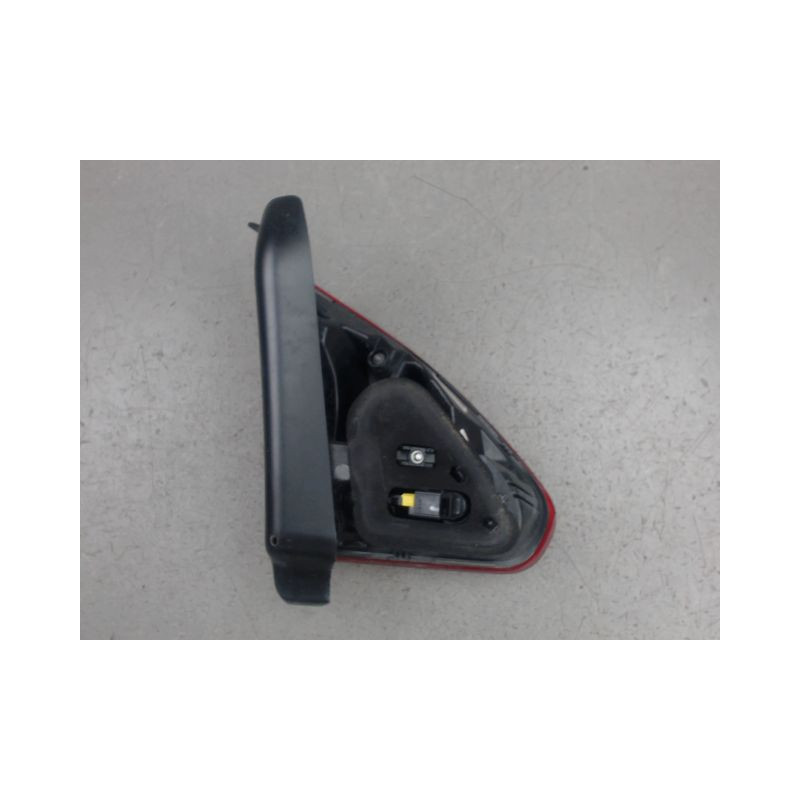FEU ARRIERE INTERIEUR DROIT PEUGEOT 2008