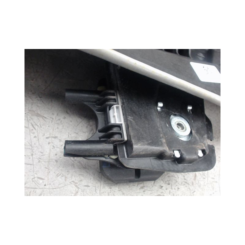 MECANISME LEVE-GLACE AVANT GAUCHE FORD FIESTA