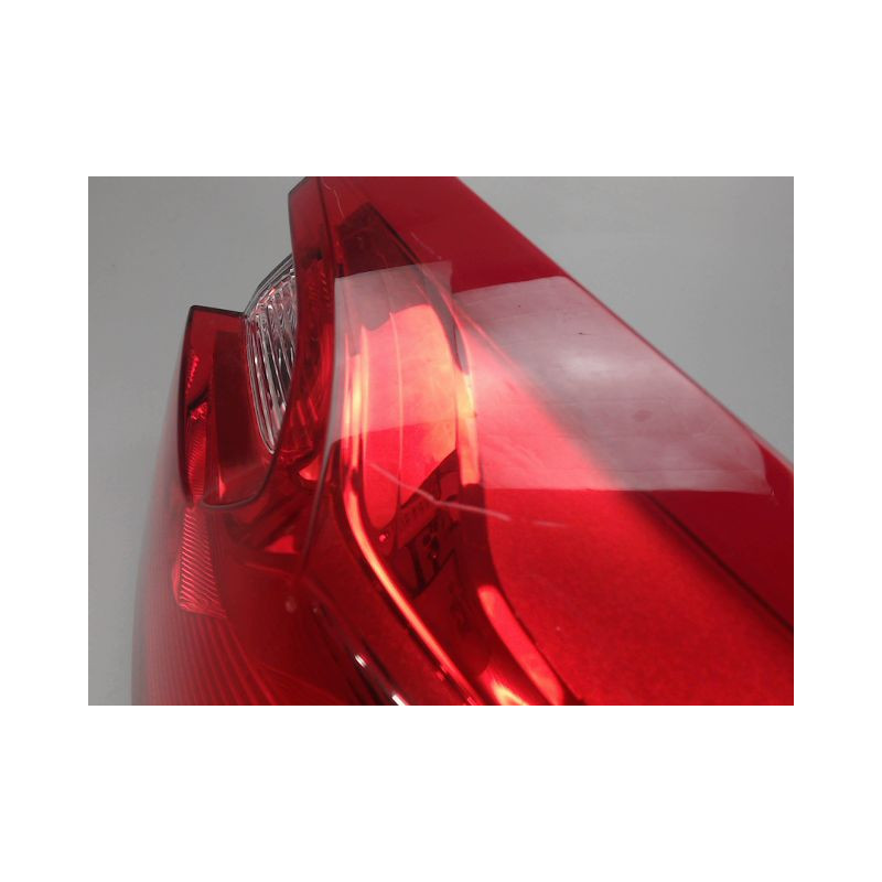 FEU ARRIERE DROIT FORD FIESTA
