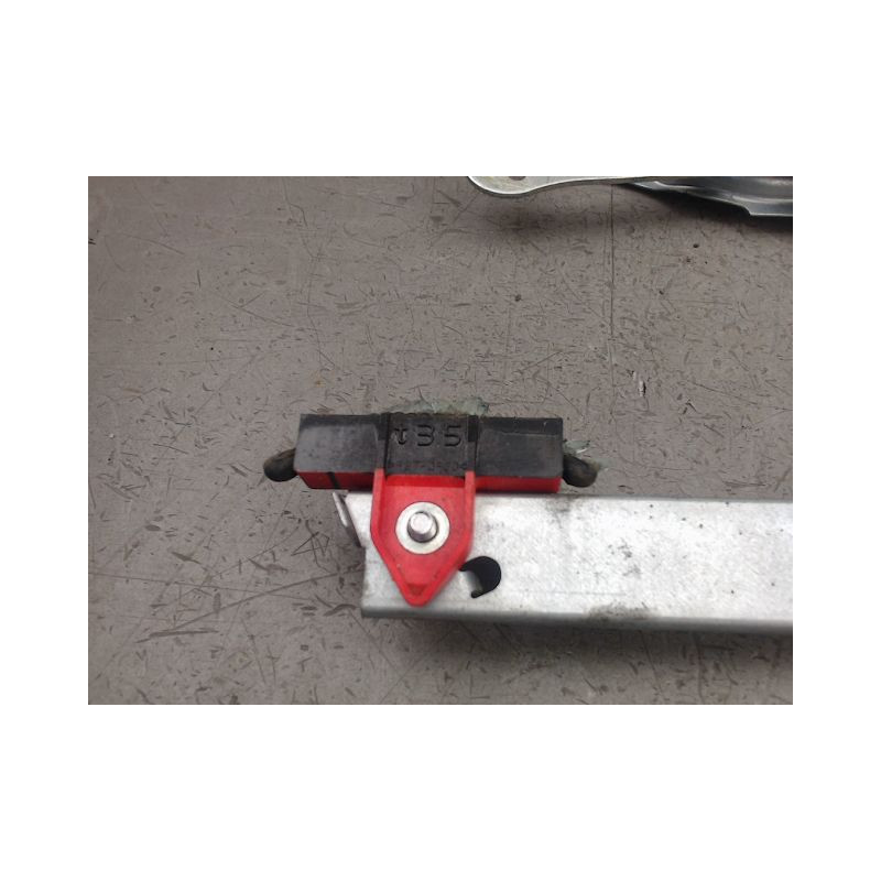 MECANISME LEVE-GLACE AVANT GAUCHE TOYOTA YARIS