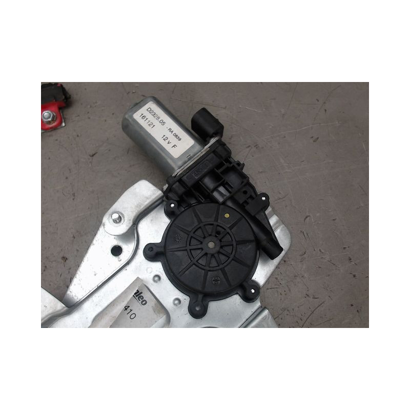 MECANISME LEVE-GLACE AVANT GAUCHE TOYOTA YARIS