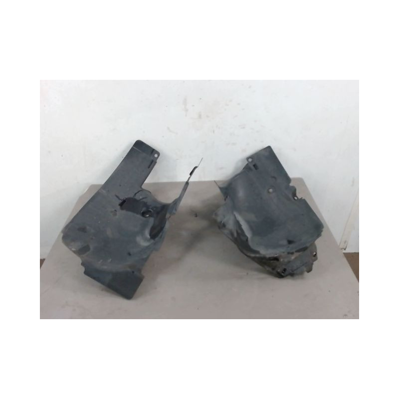PARE-BOUE AVANT DROIT RENAULT MODUS