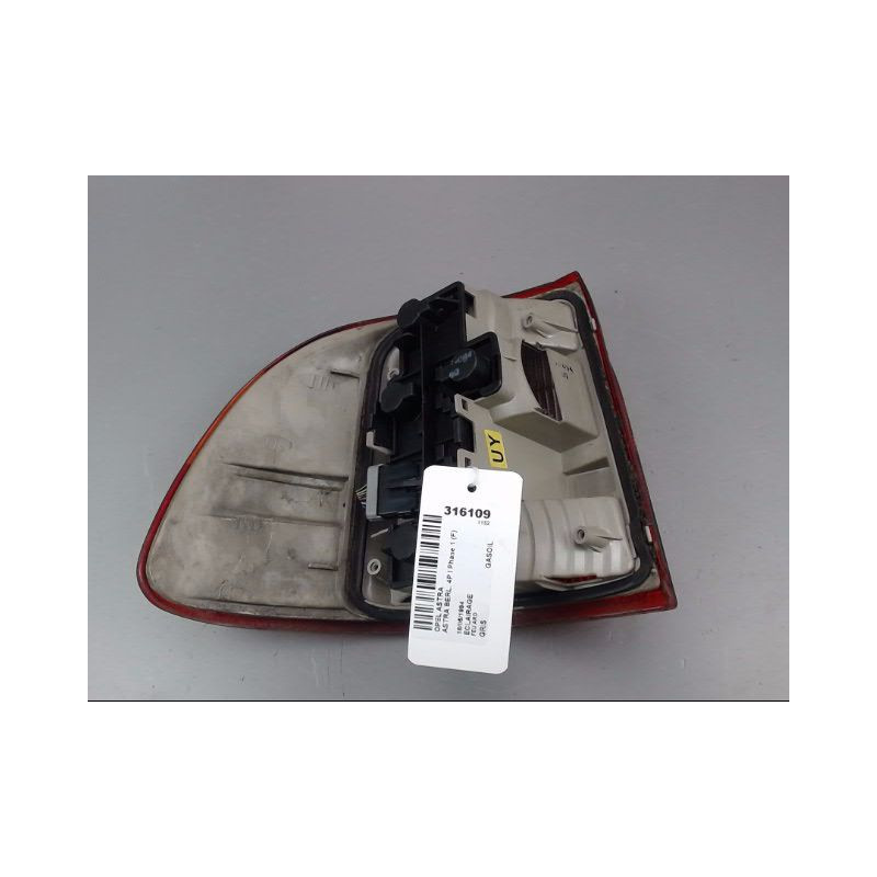 FEU ARRIERE DROIT OPEL ASTRA BERL. I Phase 1 (F) 1992-1994