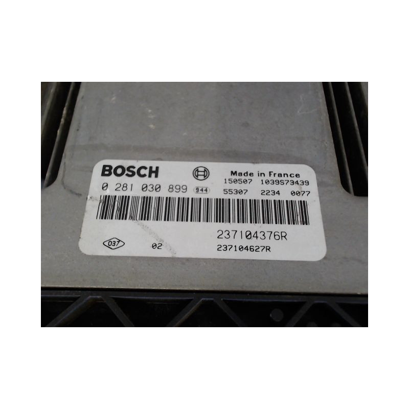 CALCULATEUR MOTEUR RENAULT CLIO