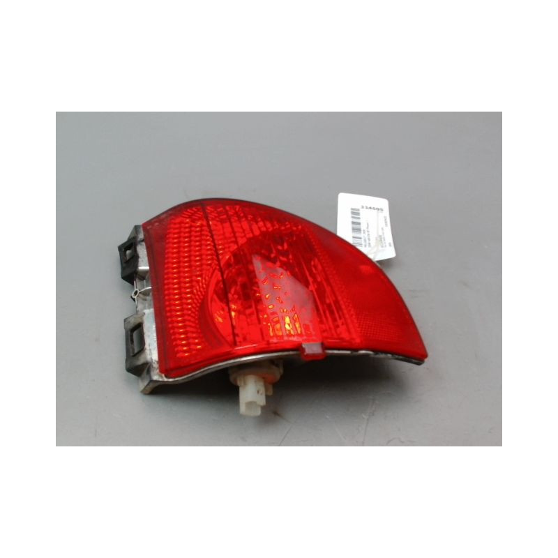 FEU DE PARE-CHOC ARRIERE GAUCHE PEUGEOT 2008 Phase 1 2013-...