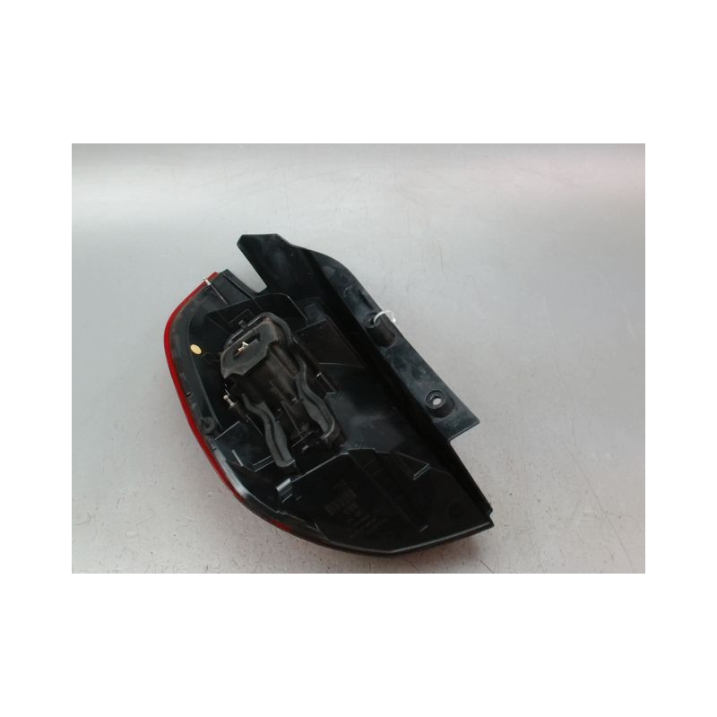 FEU ARRIERE DROIT RENAULT SCENIC MONOSP. II Phase 2 2006-2009