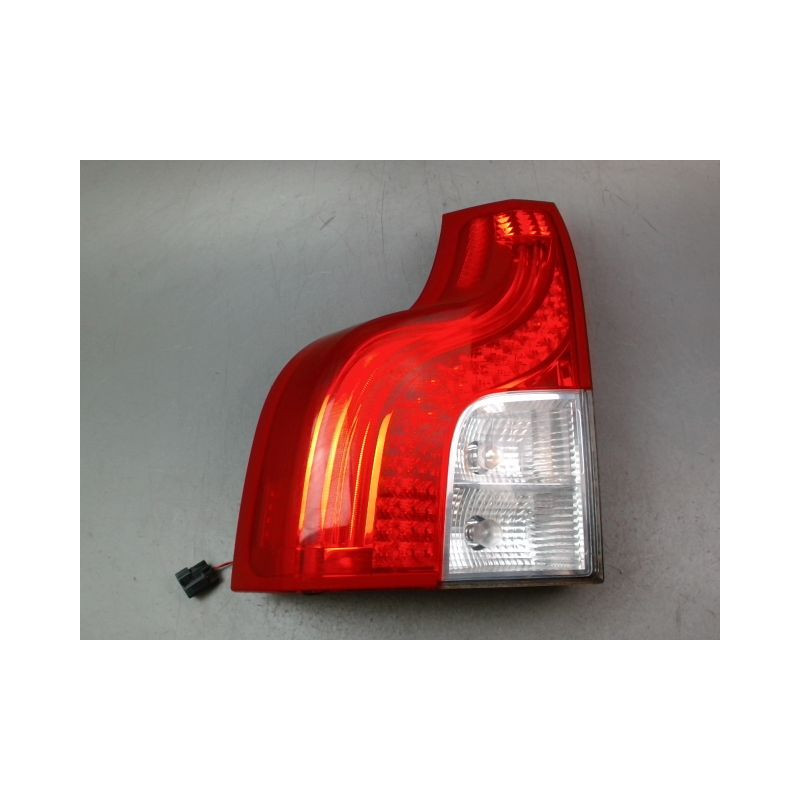 FEU ARRIERE GAUCHE  VOLVO XC90 BREAK I Phase 2 2006-2014