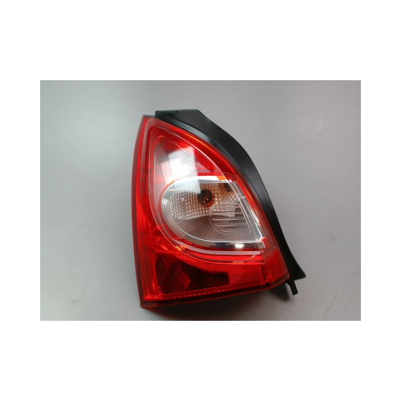 FEU ARRIERE GAUCHE  RENAULT TWINGO II Phase 2 2011-2014