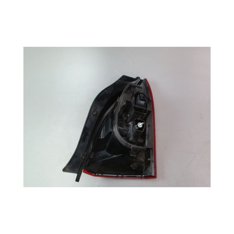 FEU ARRIERE GAUCHE  RENAULT TWINGO II Phase 2 2011-2014