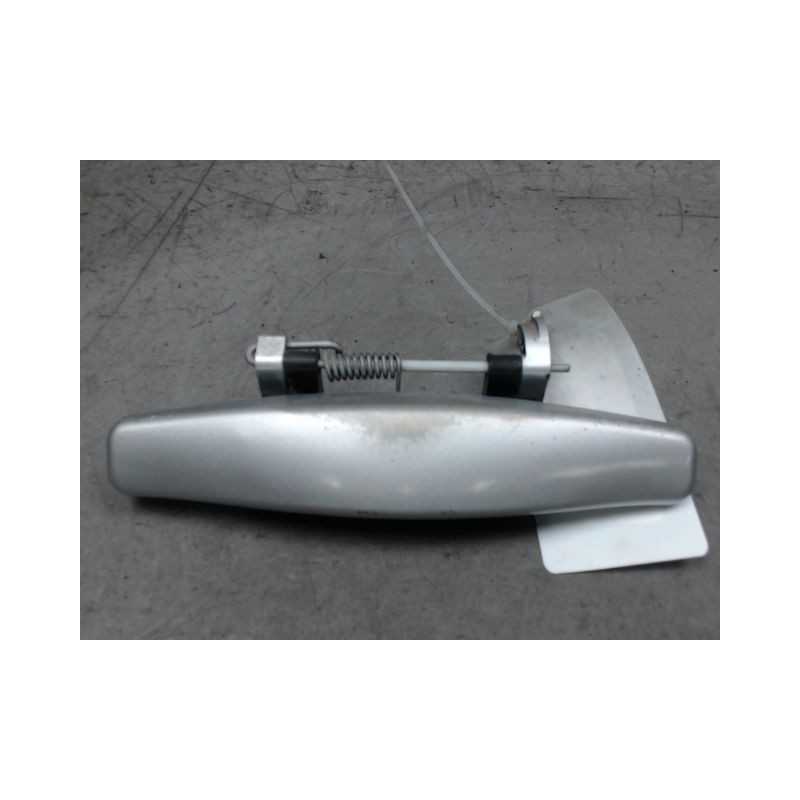 POIGNEE EXTERIEURE PORTE AVANT GAUCHE DACIA DUSTER 2010-