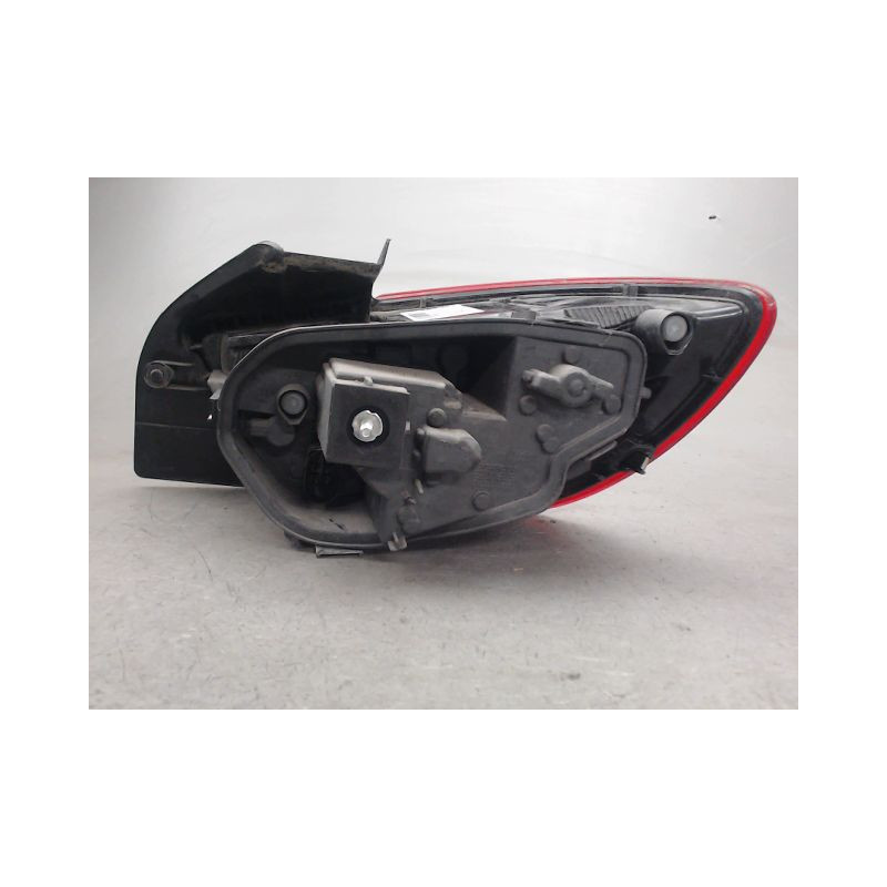 FEU ARRIERE GAUCHE  SEAT IBIZA