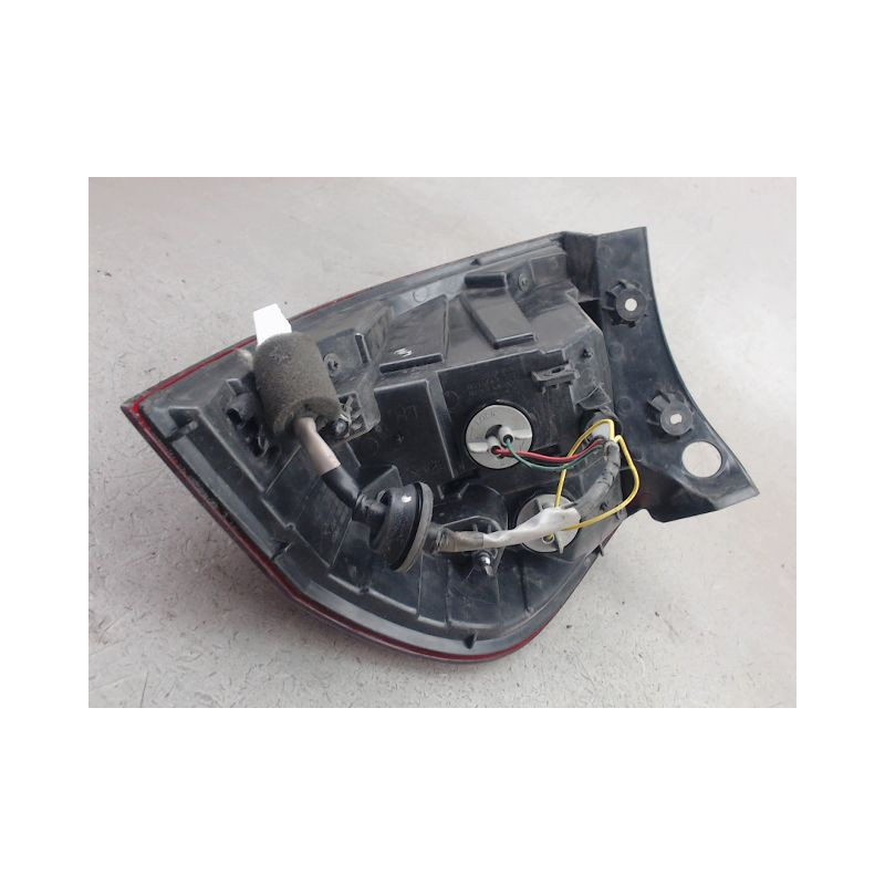 FEU ARRIERE GAUCHE  KIA RIO