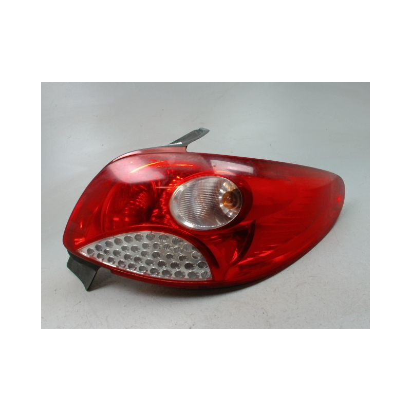 FEU ARRIERE DROIT PEUGEOT 206 + 2009-2013