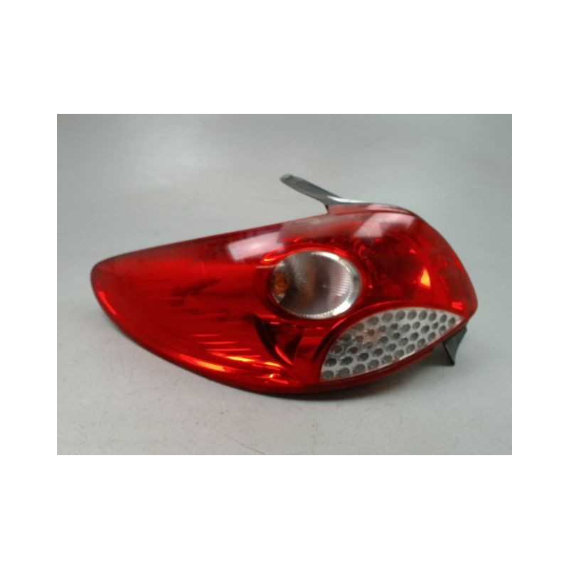 FEU ARRIERE GAUCHE  PEUGEOT 206 + 2009-2013