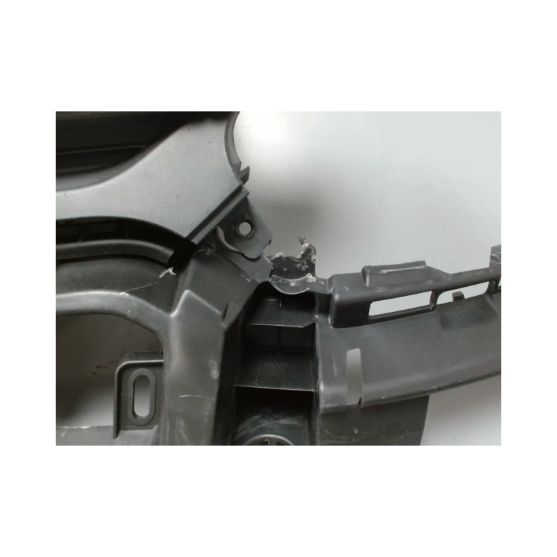 CALANDRE RENAULT MEGANE