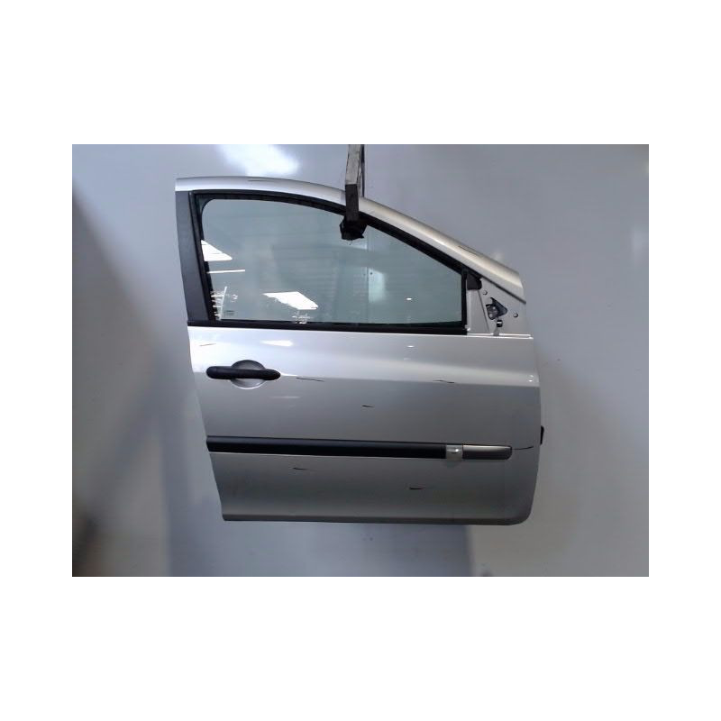 PORTE AVANT DROIT RENAULT CLIO III 2010-