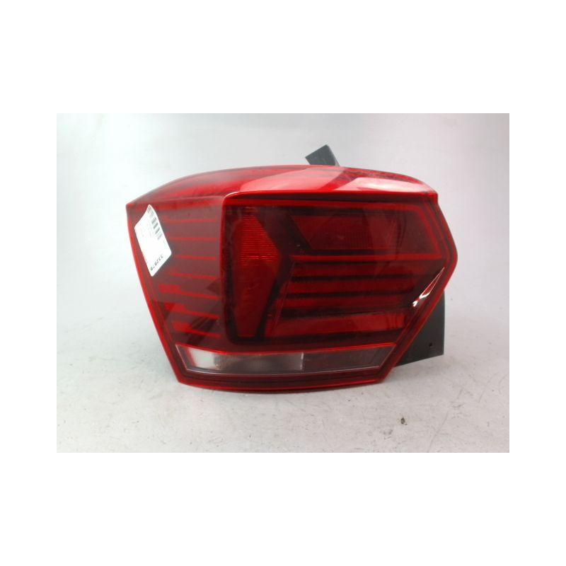 FEU ARRIERE GAUCHE  VOLKSWAGEN POLO 2009-