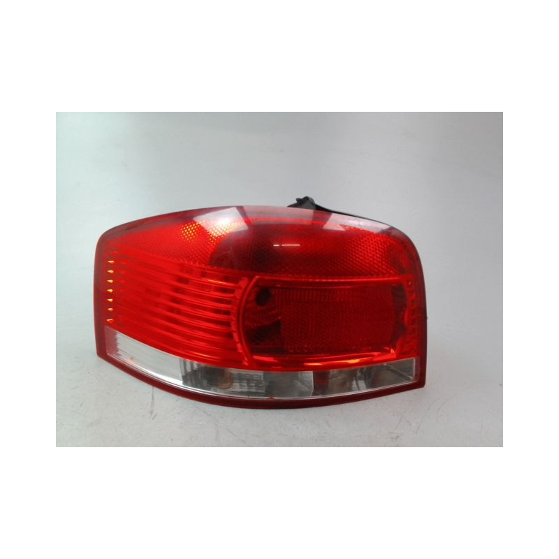 FEU ARRIERE GAUCHE  AUDI A3 II Phase 1 (8P) 2003-2008