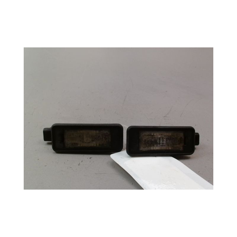 ECLAIREUR PLAQUE DE POLICE PEUGEOT 308 2011-
