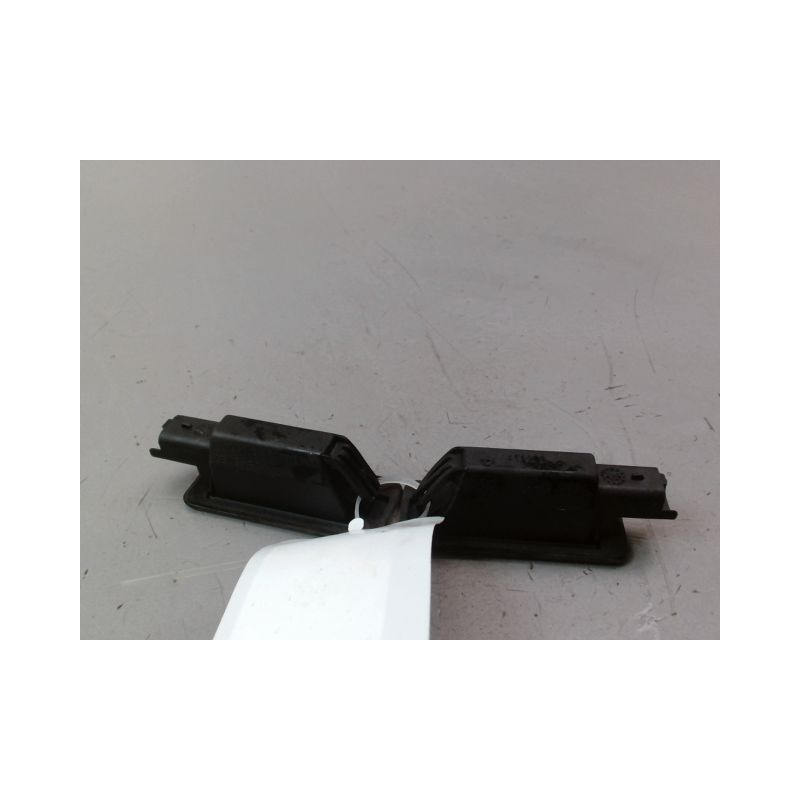ECLAIREUR PLAQUE DE POLICE PEUGEOT 308 2011-