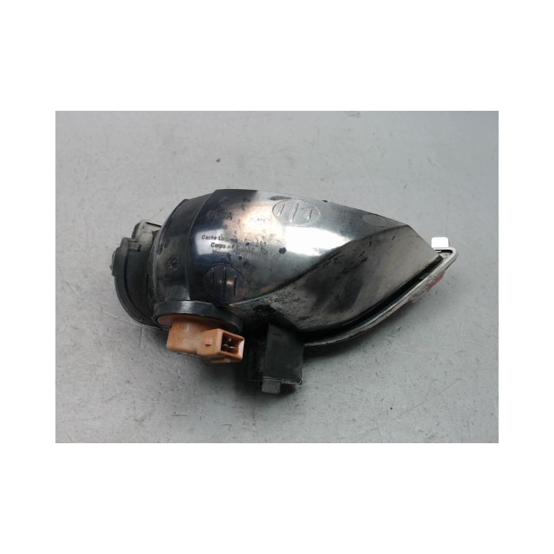FEU DE PARE-CHOC ARRIERE DROIT RENAULT CAPTUR Phase 1 2013-...