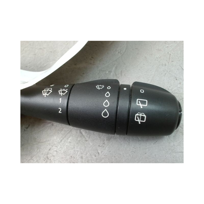 COMMANDE ESSUIE GLACE RENAULT CLIO IV Phase 1 2012-...