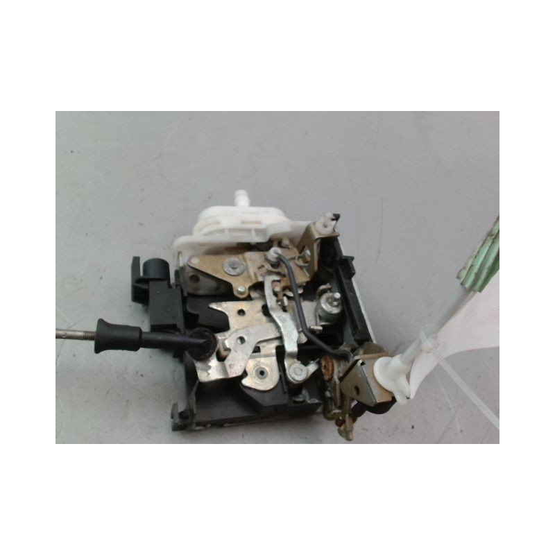 SYSTEME CONDAMNATION AVANT DROIT AUDI A3 I Phase 1 (8L) 1996-2000