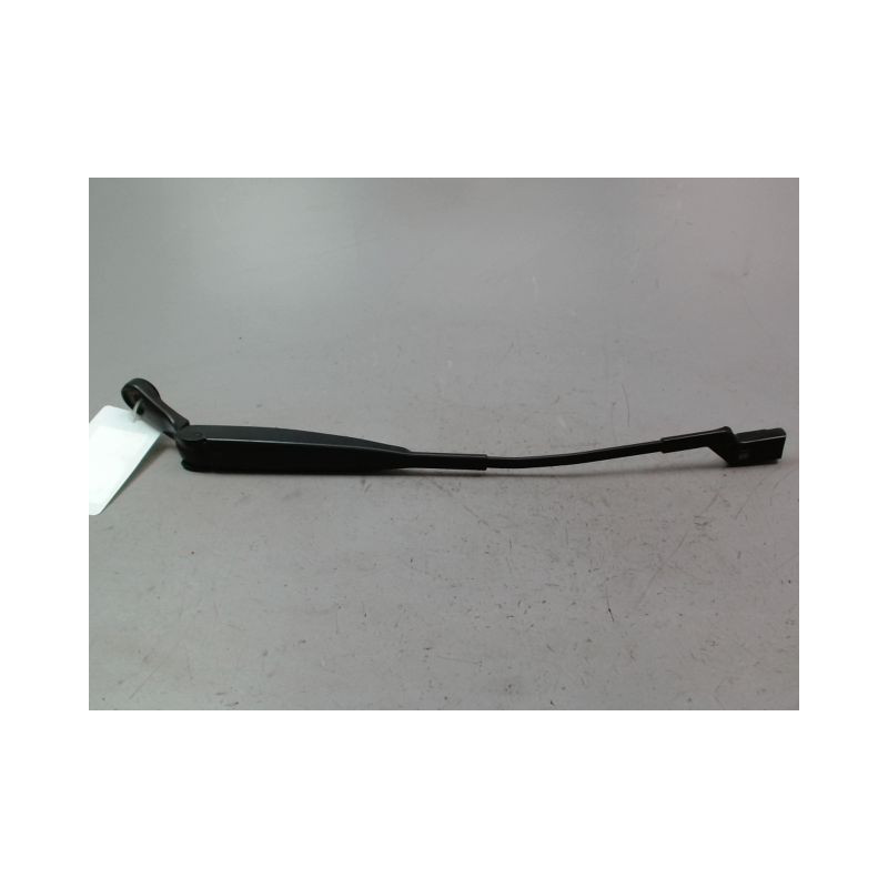 BRAS ESSUIE-GLACE AVANT GAUCHE FIAT 500 II Phase 1 2007-...