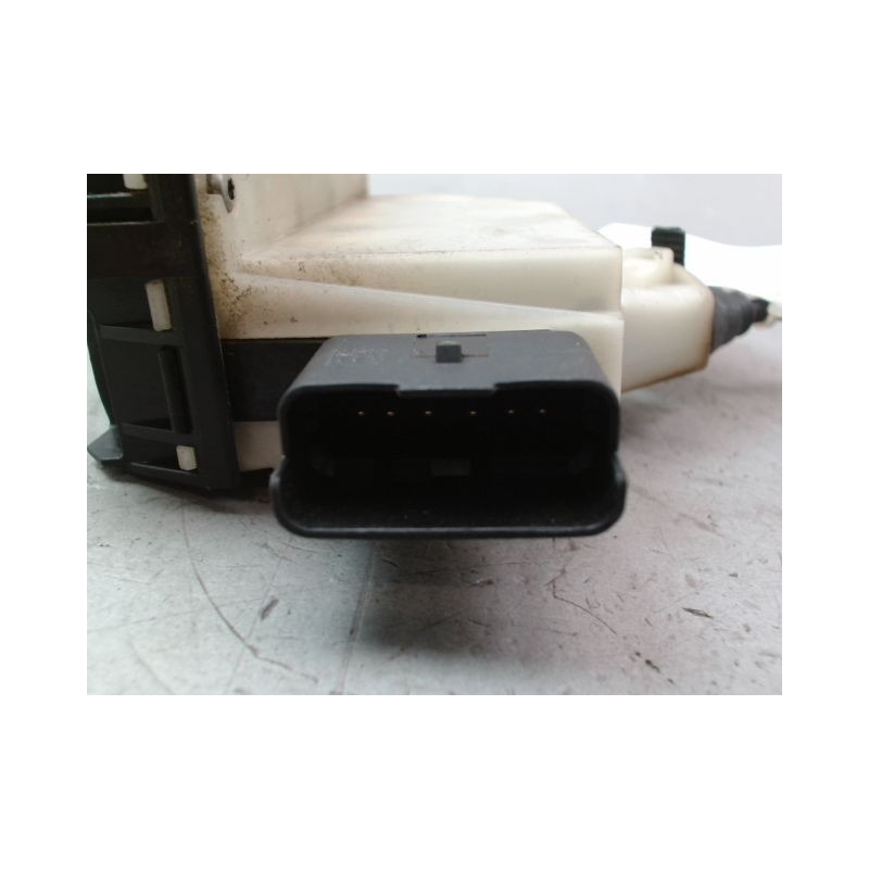 SYSTEME CONDAMNATION AVANT DROIT PEUGEOT 2008 Phase 1 2013-...