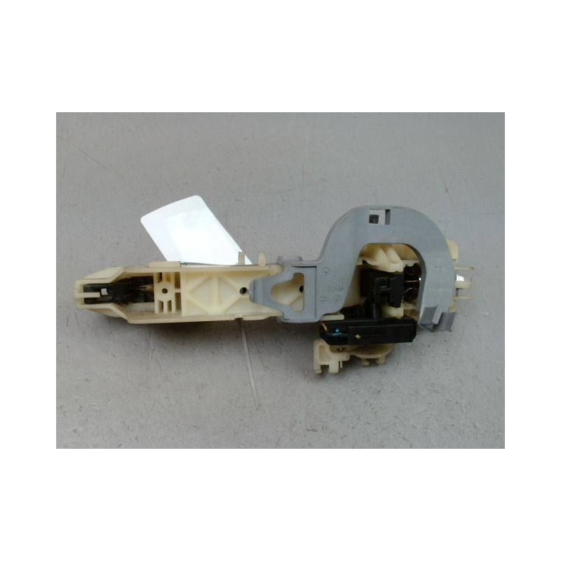 POIGNEE EXTERIEURE PORTE ARRIERE DROIT KIA SPORTAGE BREAK III PHASE 1 2010-2014