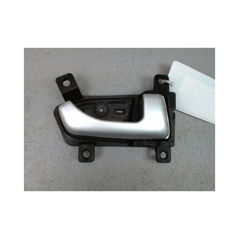 POIGNEE INTERIEURE PORTE AVANT DROIT KIA SPORTAGE BREAK III PHASE 1 2010-2014