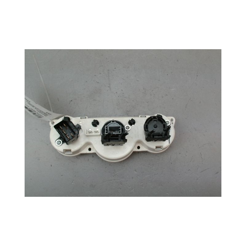 COMMANDE DE CHAUFFAGE FORD FOCUS BERL. I 1998-2004
