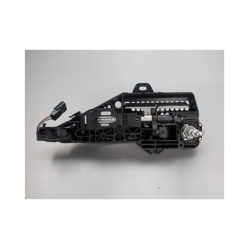 POIGNEE EXTERIEURE PORTE AVANT GAUCHE RENAULT CAPTUR