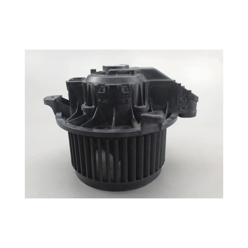 MOTEUR VENTILATEUR CHAUFFAGE FORD FIESTA