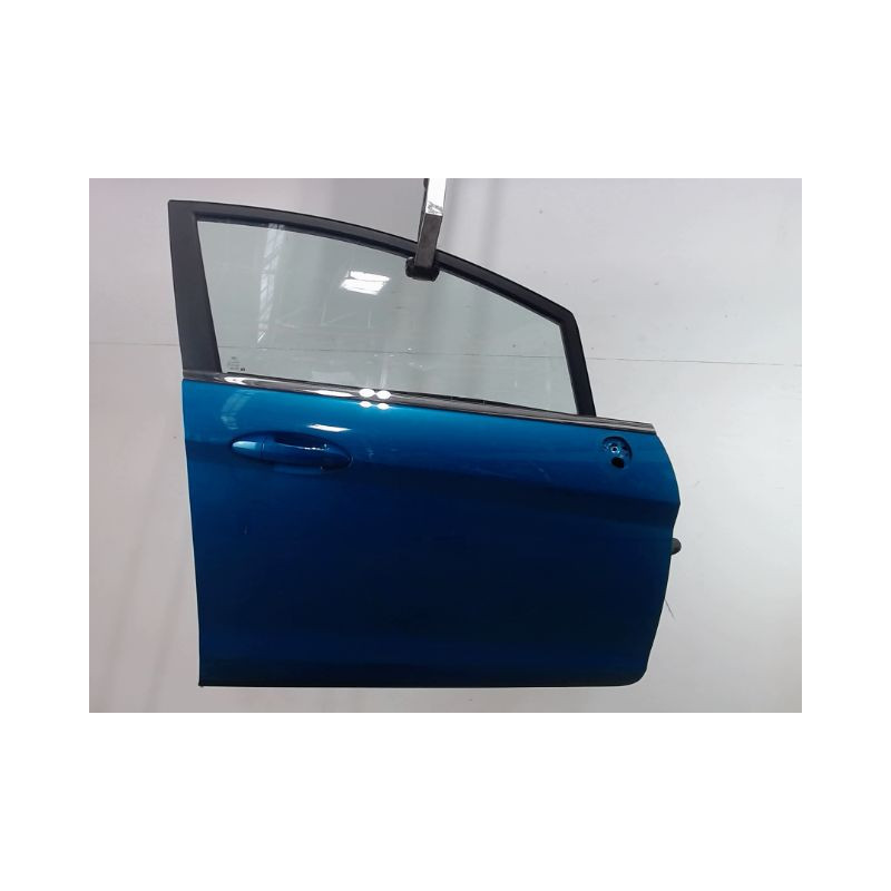 PORTE AVANT DROIT FORD FIESTA