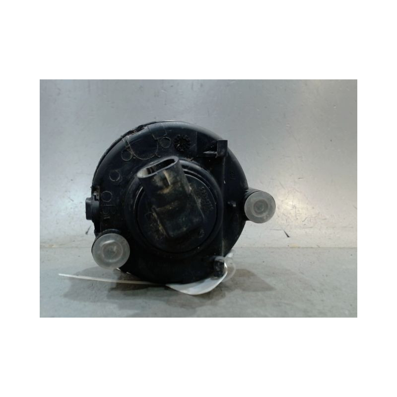 PHARE ANTIBROUILLARD AVANT DROIT RENAULT KANGOO